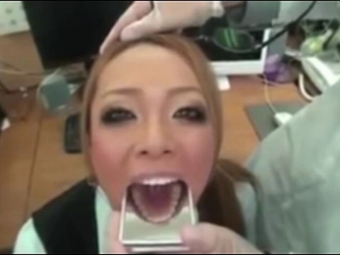 黒ギャルの口腔をたっぷりと視姦しよう