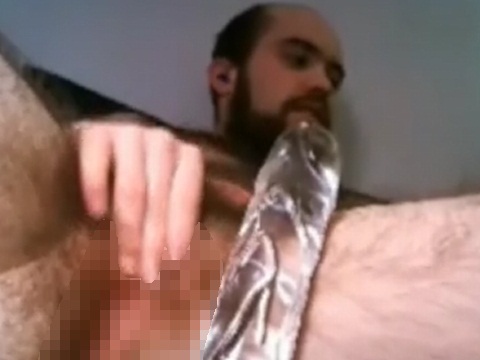 この方は男性？女性？チャットをしながらオナニーを見せる外国人