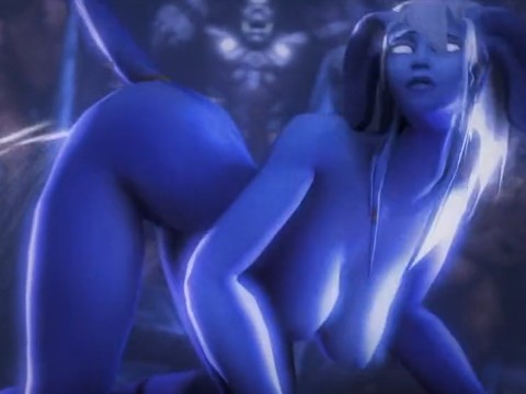 鞭で叩かれて失禁