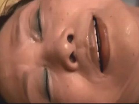 72歳の妻と69歳の旦那の熟年夫婦が生ハメ中出しセックス 黒崎礼子