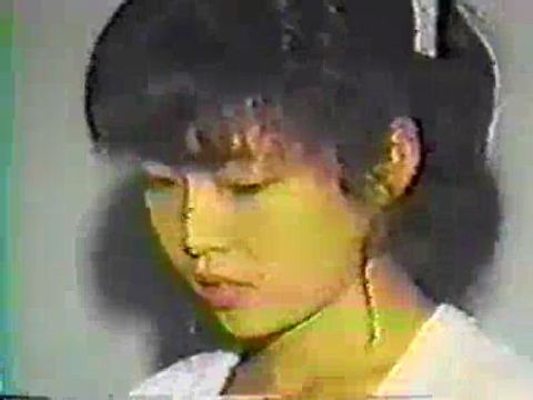 カメラレッスングループが80年代に撮影した少女が処女喪失してしまう裏ビデオ おしえて みよ