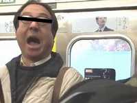 【悲報】電車で目撃された発狂おじさん、東大医学部が憎すぎて狂ってしまった模様...。