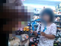 おちんちんを見た幼女の反応