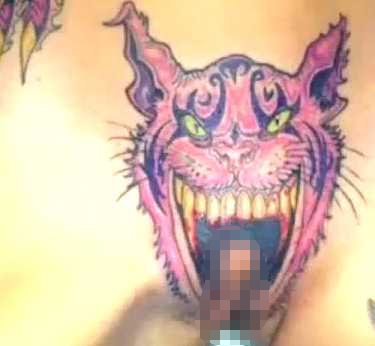 マンコに入墨を入れている女性たちの無修正動画