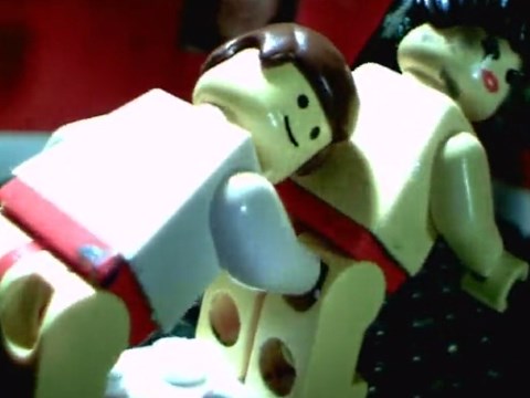 【クレイアニメ】変態的なセックスを楽しむ可愛いレゴ人形